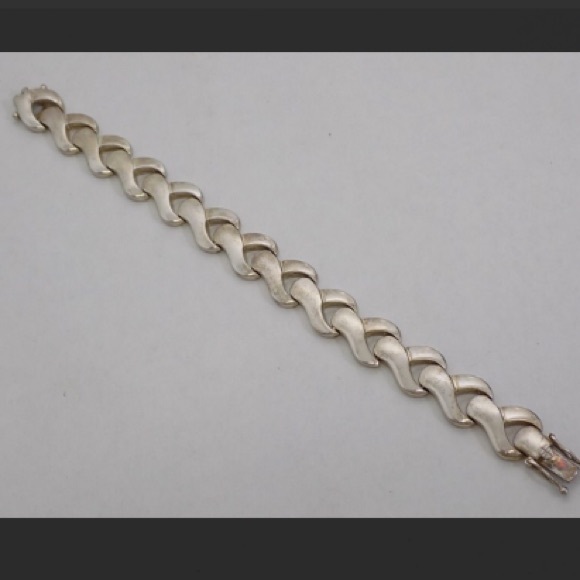 Wide Sterling Silver Y-Link Tennis Bracelet - Picture 3 of 7
